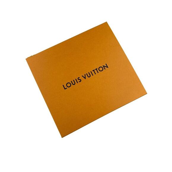 Louis Vuitton - Giftbox in Orange - Picture 1 of 7